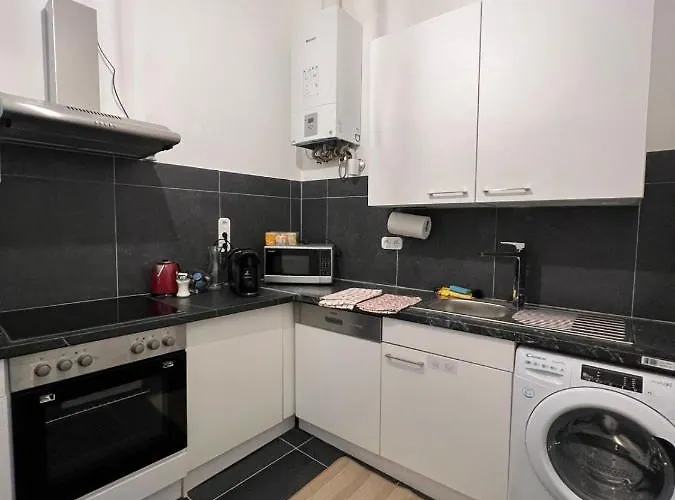 Centrally-located Authentic Apartment *